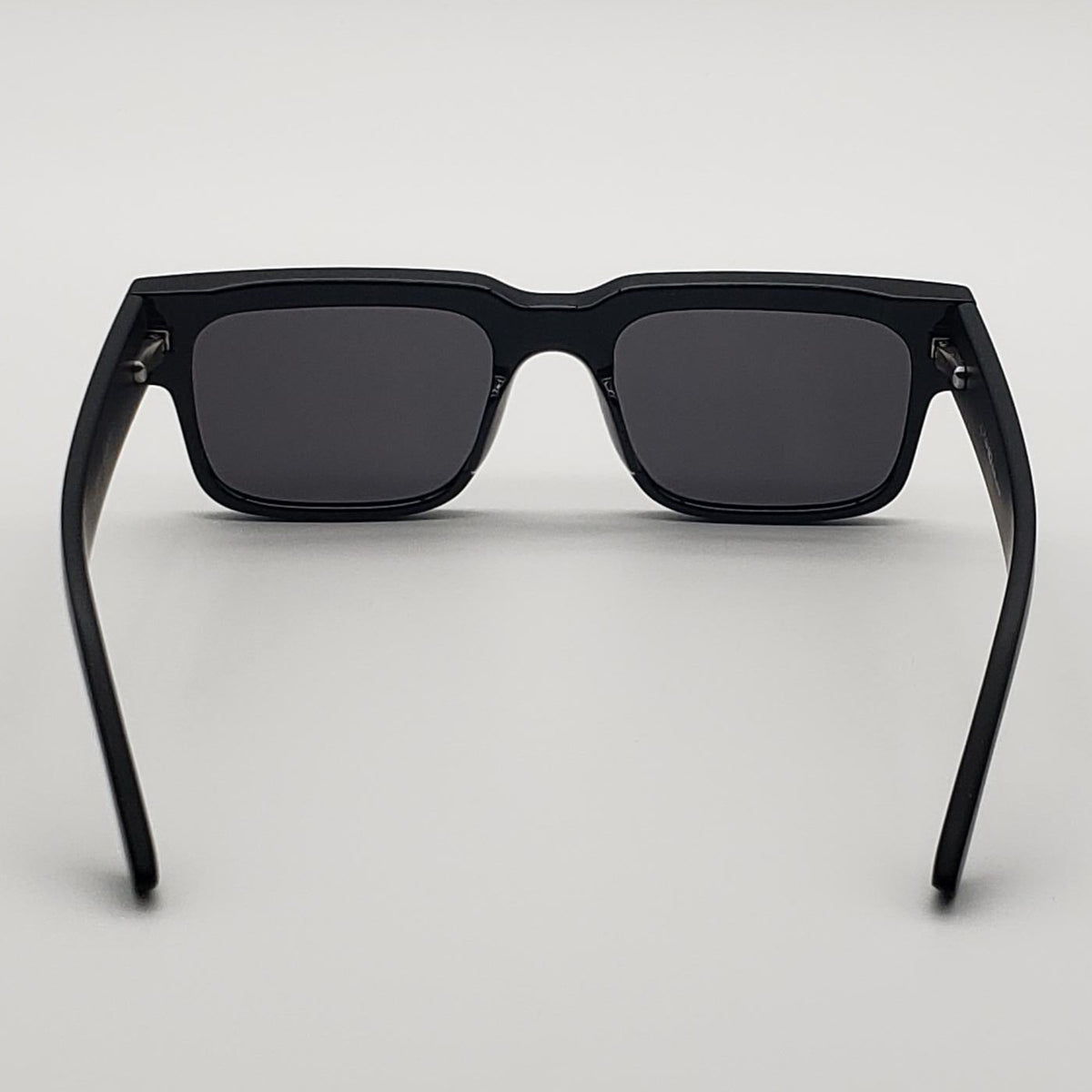 CARBON
